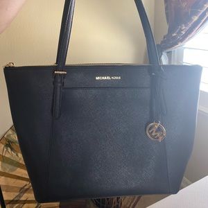 Michael Kors Cece Large Leather Shoulder Bag